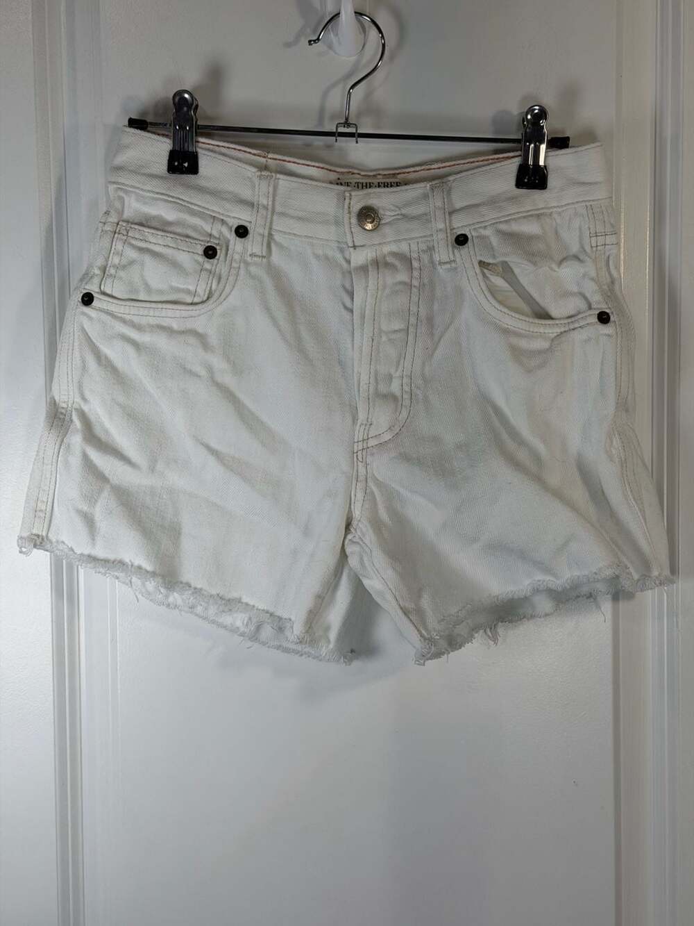 Free People We The Free Makai Cut-Off Denim Shorts White Size 24
